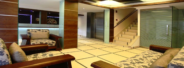 724/Hotel Castle Rock - Kochi 02.jpg